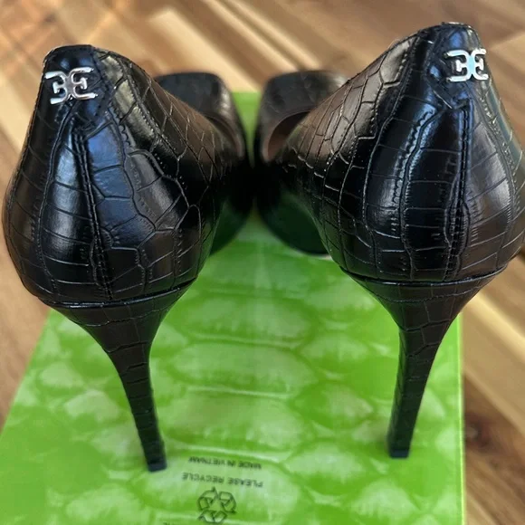 Sam Edelman Black Croc-Patterned Heels - Picture 3 of 4
